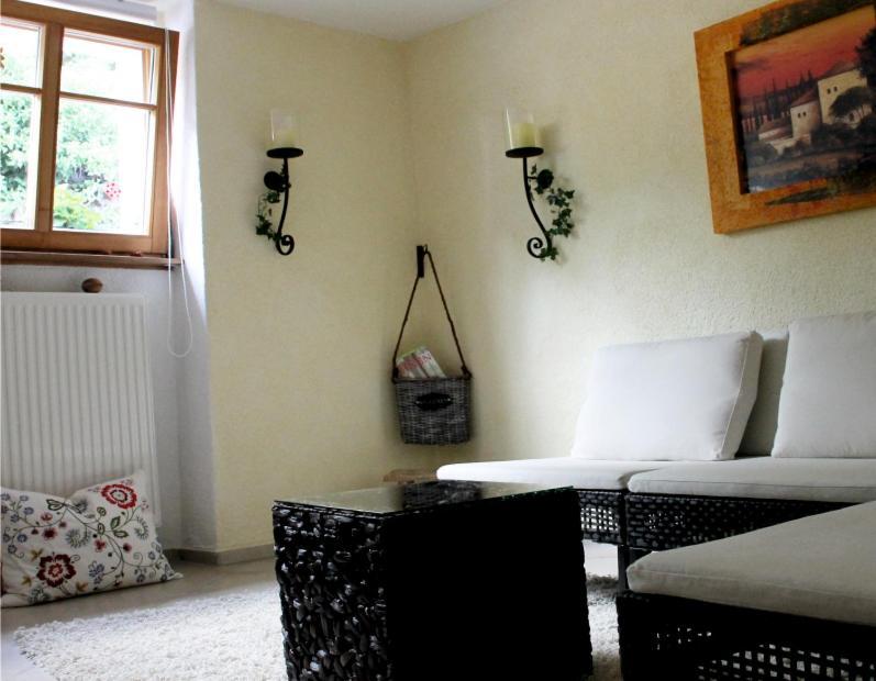 Loblocher Max Und Moritz Neustadt an der Weinstrasse Ngoại thất bức ảnh